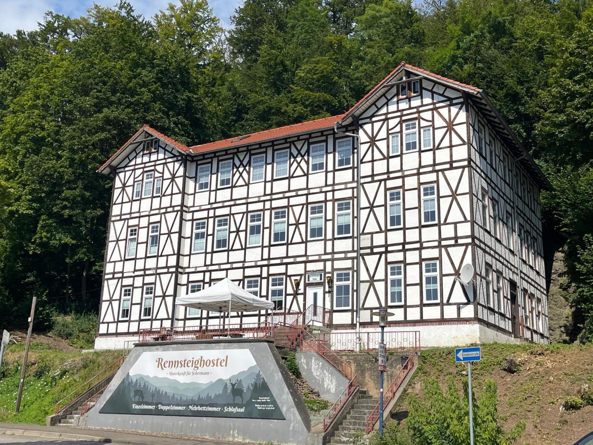 Rennsteighostel Ruhla Buitenkant foto