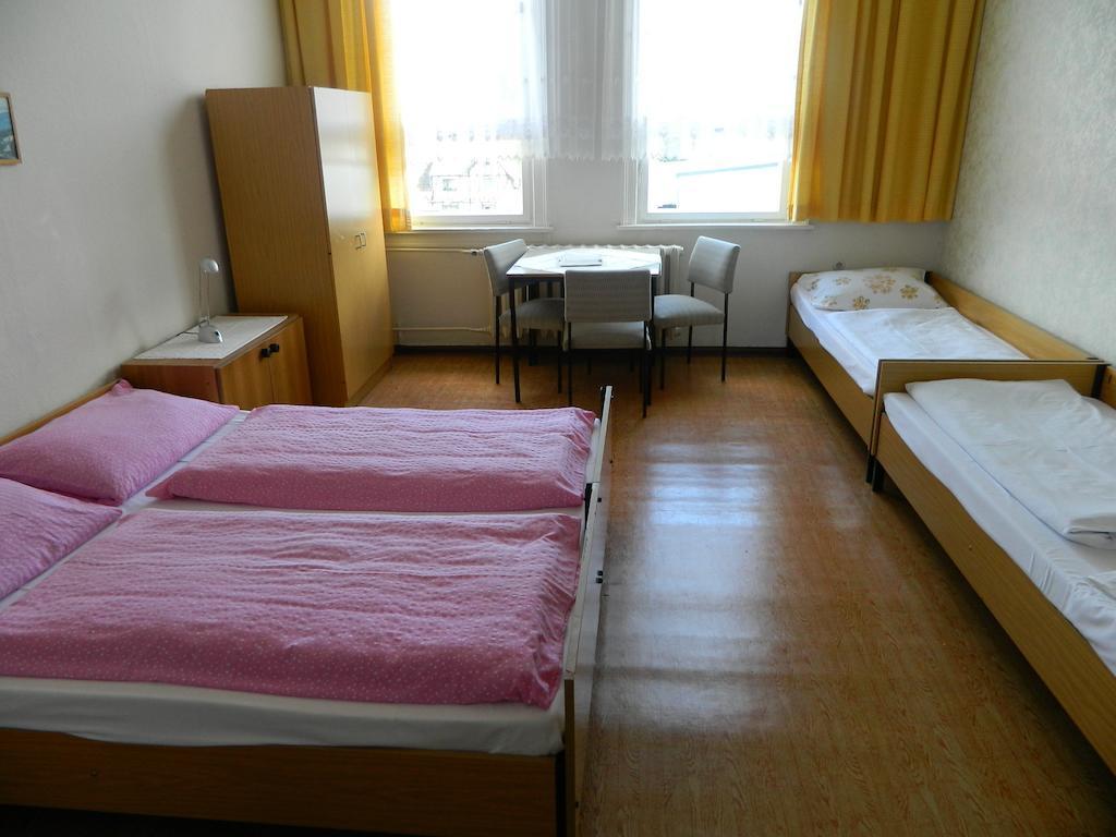 Rennsteighostel Ruhla Kamer foto